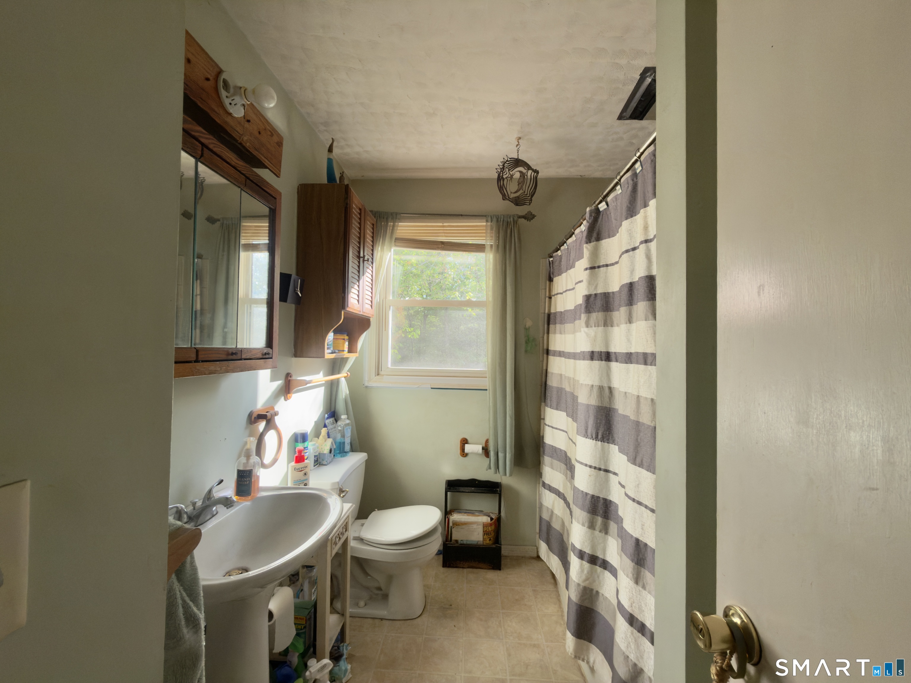 39 Shawnee Drive Killingly, CT 06239 - Photo 12 of 14