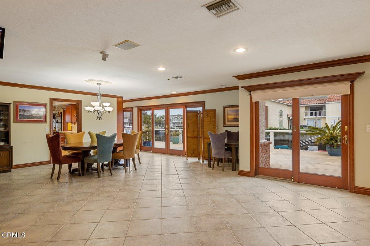 2131 Ravoli Drive Oxnard, CA 93035 - Photo 21 of 43 a lobby with furniture and floor to ceiling window