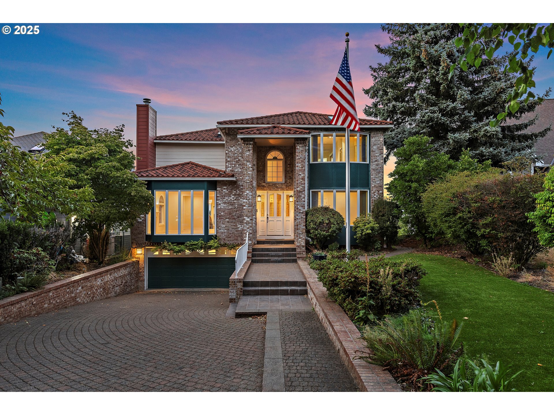 9101 Northeast Cliff Street Portland, OR 97220 - Photo 2 of 26 a front view of a house with a yard