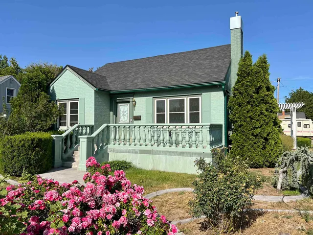 $379,900 | 710 Locust Street, Twin Falls, ID 83301