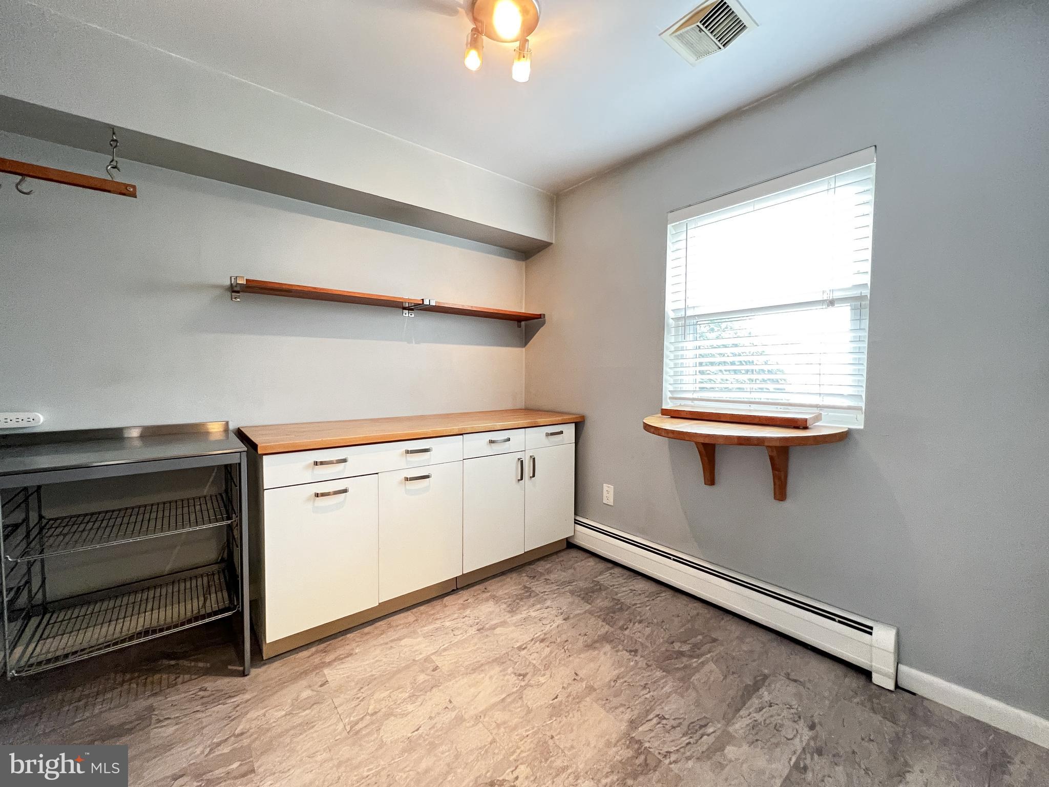 12824 Epping Terrace Silver Spring, MD 20906 - Photo 4 of 23