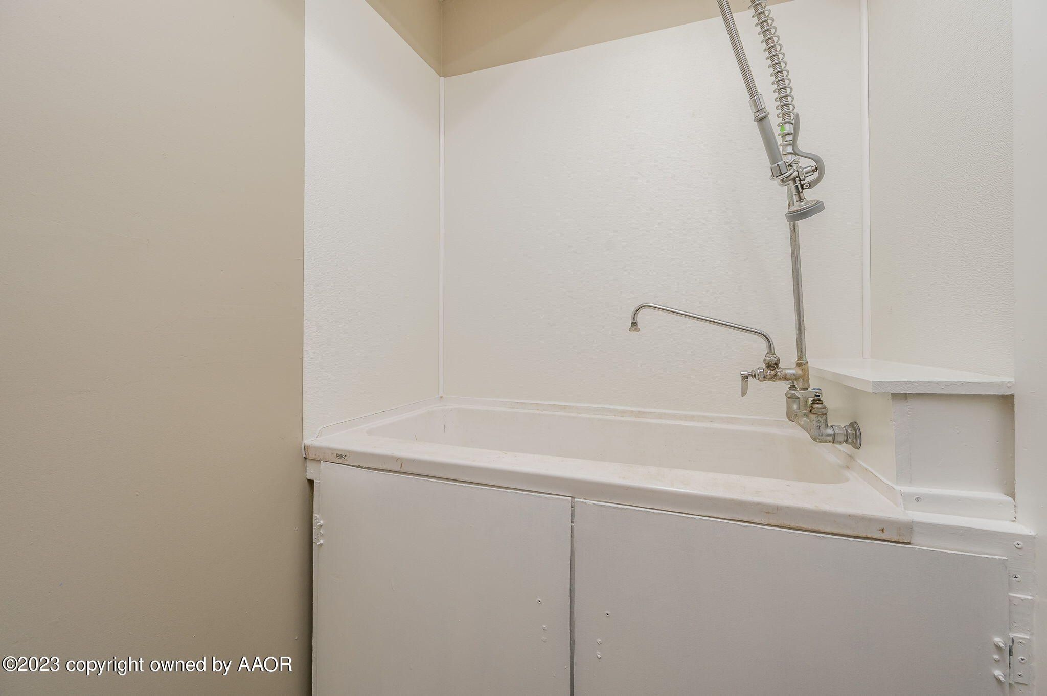 7501 Rice Road Canyon, TX 79015 - Photo 28 of 62 Dog bath
