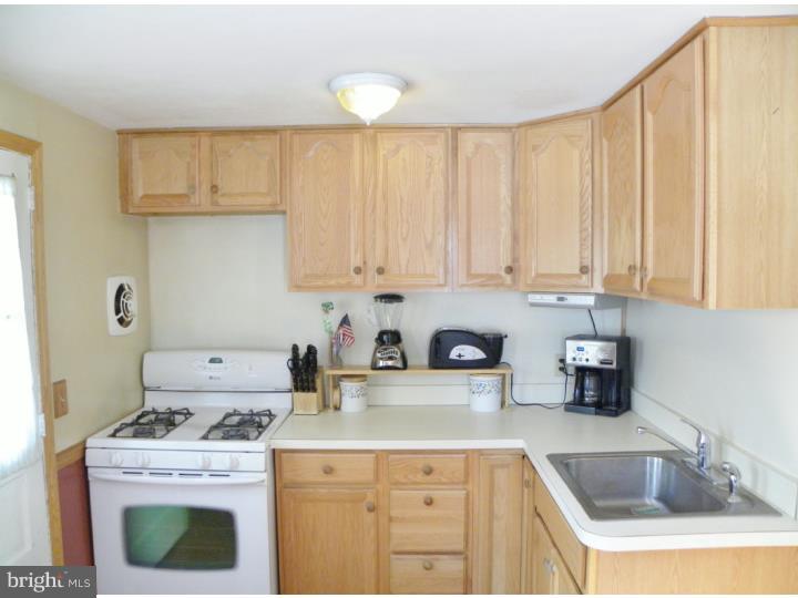 224 Dallas Road Willow Grove, PA 19090 - Photo 7 of 15 Gallery Image 7