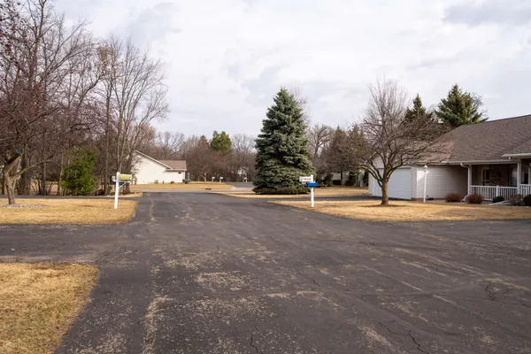 $274,900 | 2615 Havenwood Drive, Unit C, Oshkosh, WI 54904