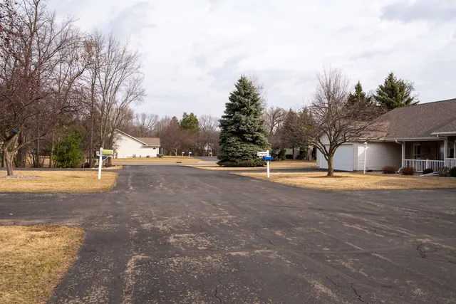 $274,900 | 2615 Havenwood Drive, Unit C, Oshkosh, WI 54904