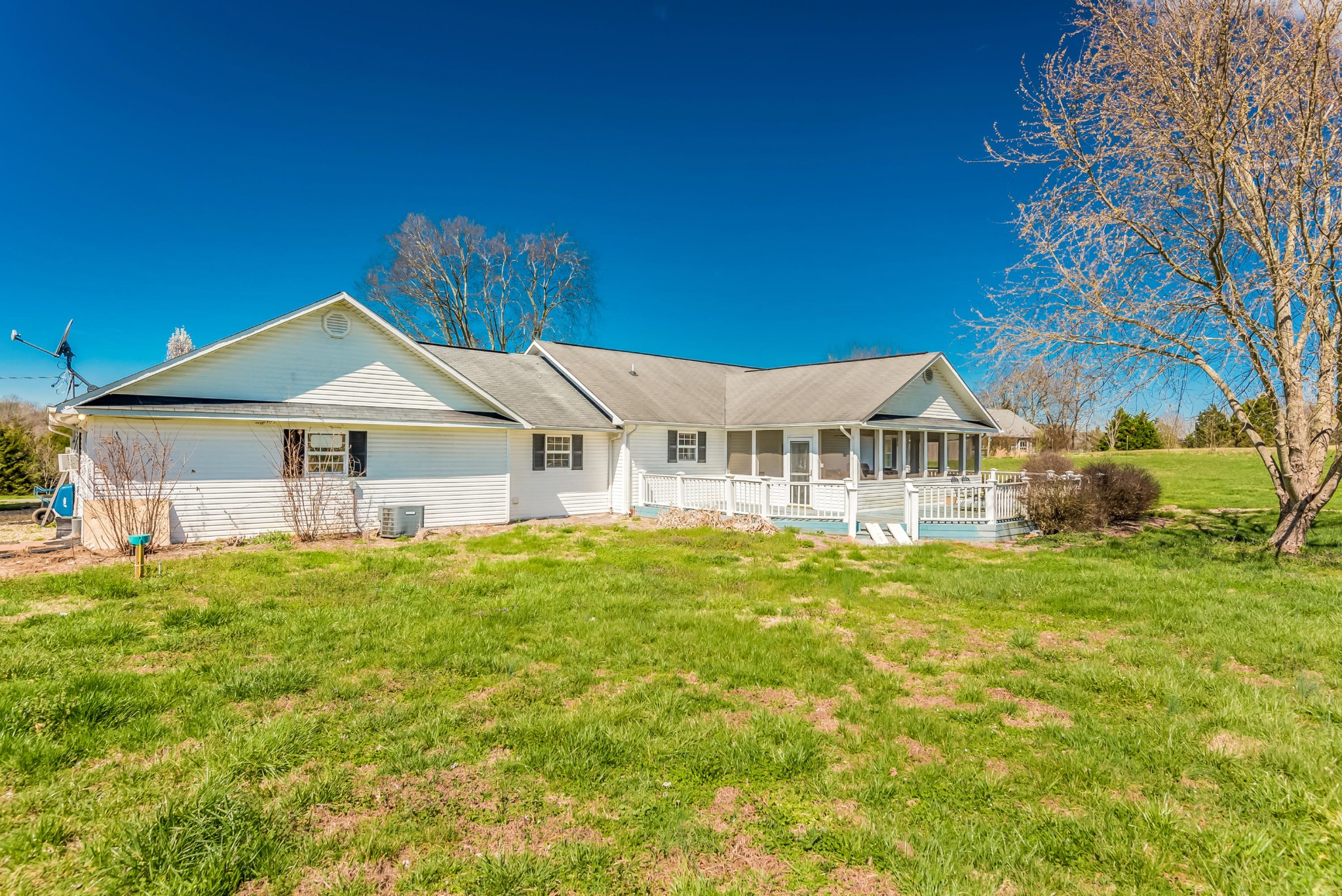 2641 Stockton Valley Road Loudon, TN 37774 - Photo 28 of 37 Gallery Image 28