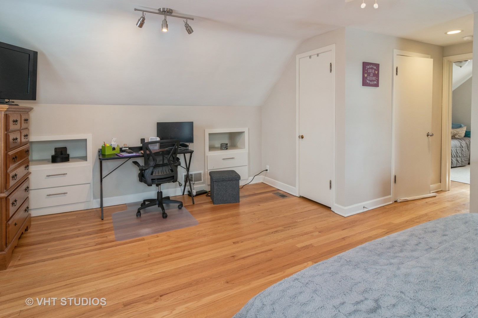 968 Spring Road Elmhurst, IL 60126 - Photo 11 of 22