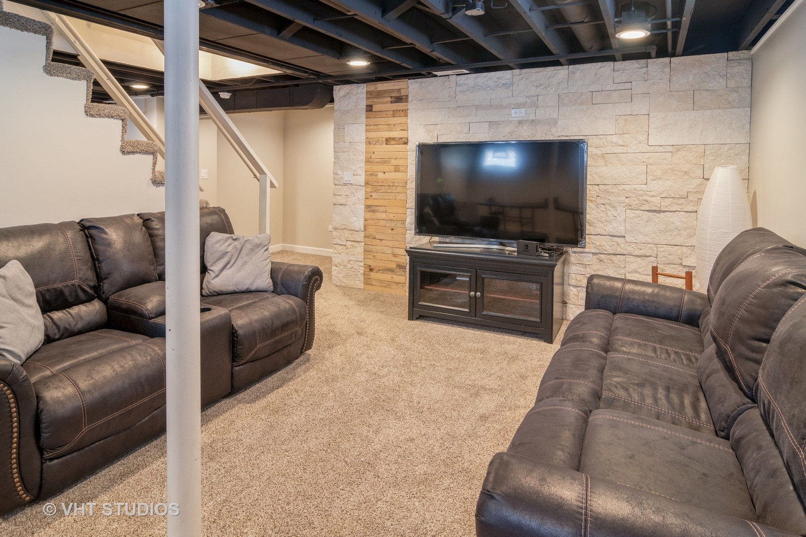 968 Spring Road Elmhurst, IL 60126 - Photo 8 of 22