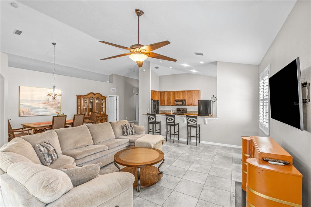 511 Safe Harbor Drive Edgewater, FL 32141 - Photo 9 of 40