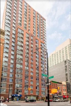 $5,990 | 225 Schermerhorn Street, Unit 14P | Downtown Brooklyn