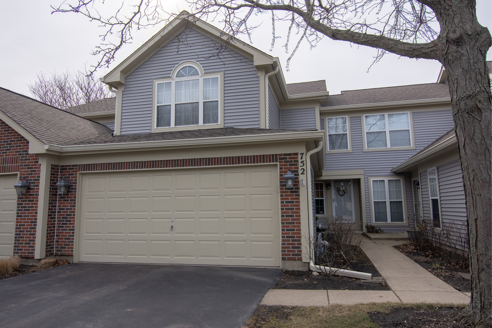 752 Bent Ridge Lane, Unit 752 Elgin, IL 60120 - Photo 1 of 16