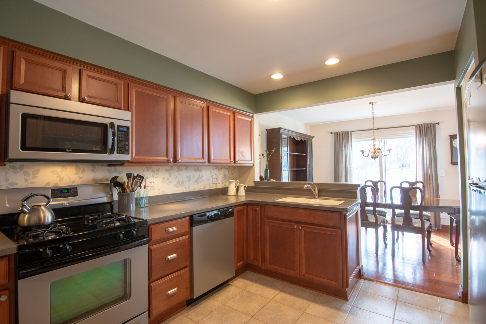 752 Bent Ridge Lane, Unit 752 Elgin, IL 60120 - Photo 7 of 16