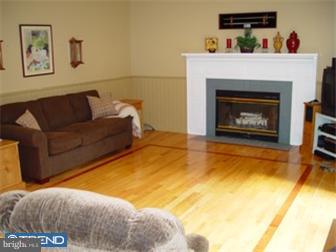 386 North Buck Road Downingtown, PA 19335 - Photo 7 of 12 Family Room