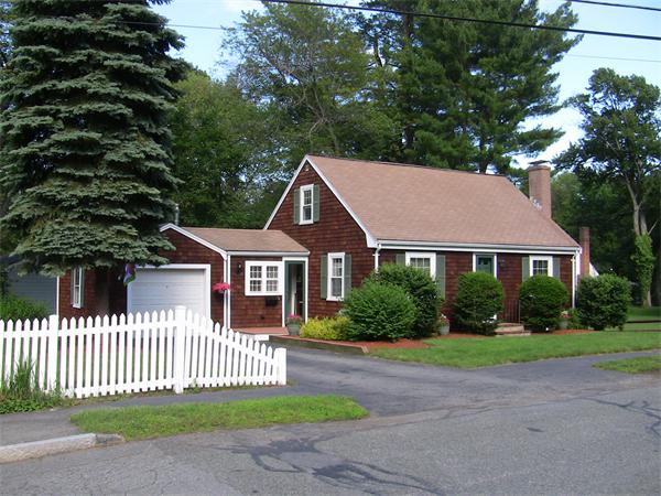 21 Overlook Road Reading, MA 01867 - Photo 2 of 21 Gallery Image 2