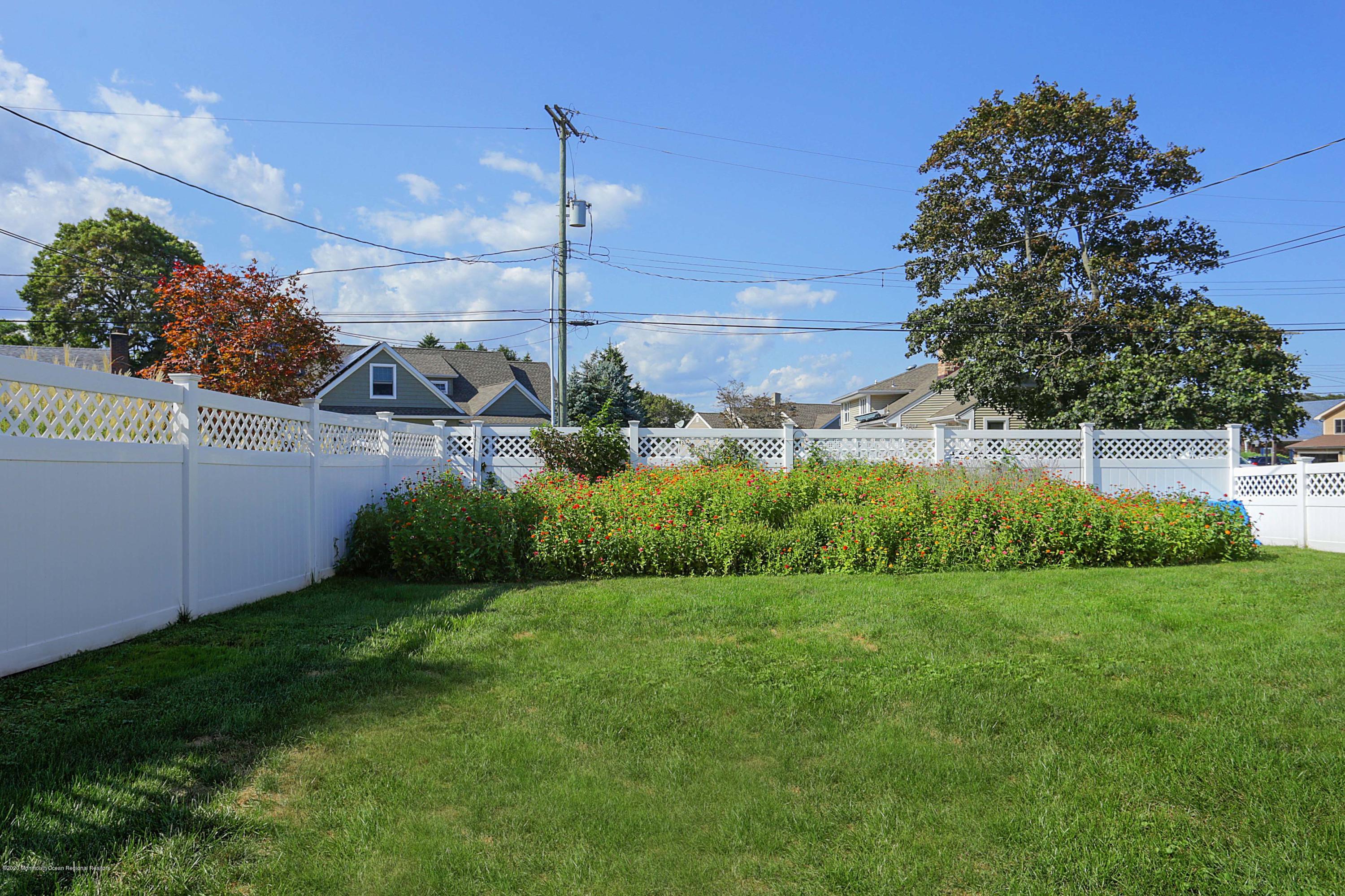 107 Meadow Point Road Point Pleasant, NJ 08742 - Photo 15 of 47 IMG_8645_6_7_8_9