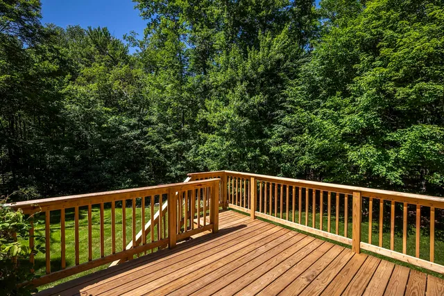 $775,000 | 258 Mending Walls Road, Manchester, VT 05254