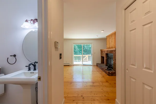 $775,000 | 258 Mending Walls Road, Manchester, VT 05254