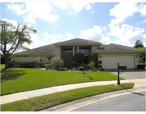 17951 Milburn Way Boca Raton, FL 33498 - Photo 1 of 11 Primary Photo
