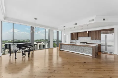 $1,350,000 | 900 20th Avenue South, Unit 1301, Nashville, TN 37212