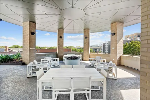 $1,350,000 | 900 20th Avenue South, Unit 1301, Nashville, TN 37212