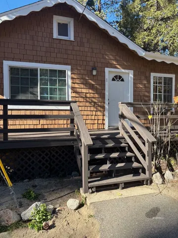 $1,450 | 52740 Pine Cove Road, Unit 1A, Idyllwild, CA 92549