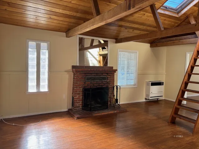 $1,450 | 52740 Pine Cove Road, Unit 1A, Idyllwild, CA 92549