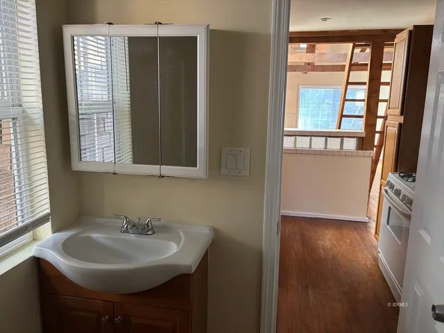 $1,450 | 52740 Pine Cove Road, Unit 1A, Idyllwild, CA 92549