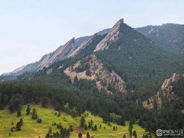 $4,750,000 | 440 Christmas Tree Drive, Boulder, CO 80302
