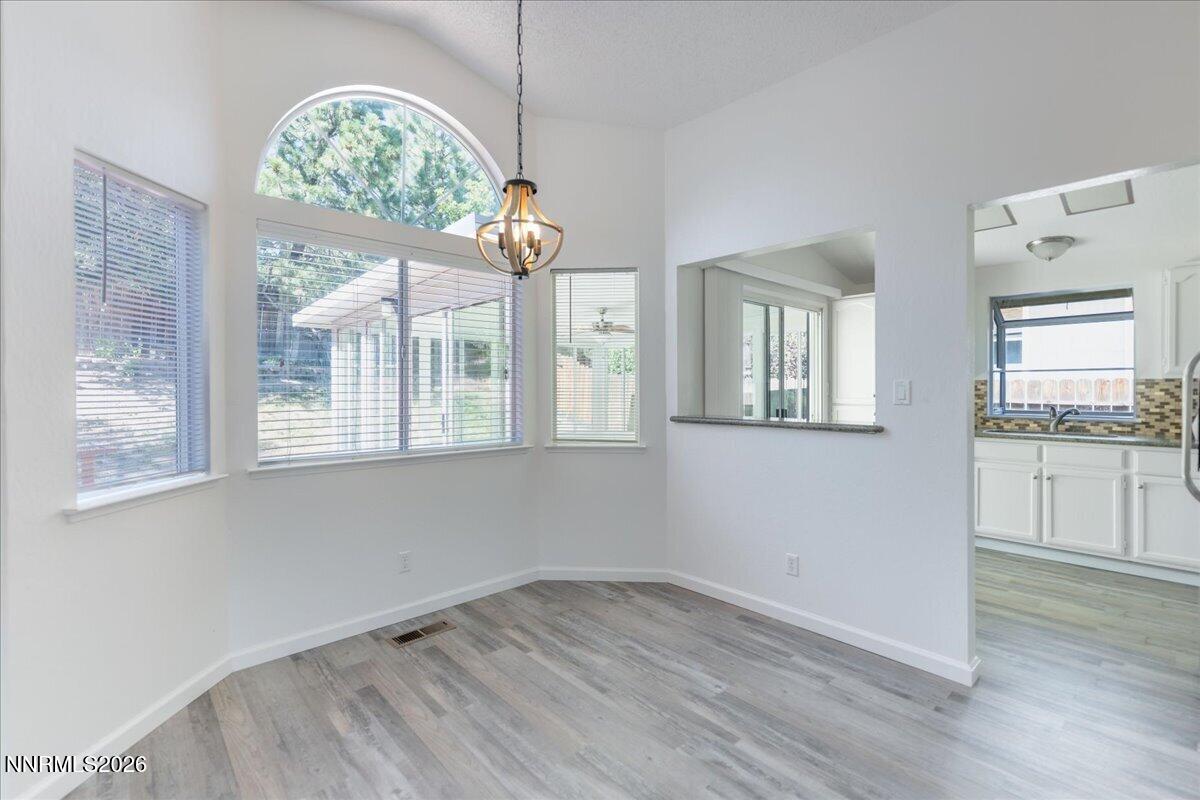 6333 Walnut Creek Road Reno, NV 89523 - Photo 7 of 29 10-Dining Room