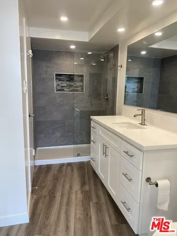 $4,200 | 4314 Marina City Drive, Unit 826, Marina del Rey, CA 90292