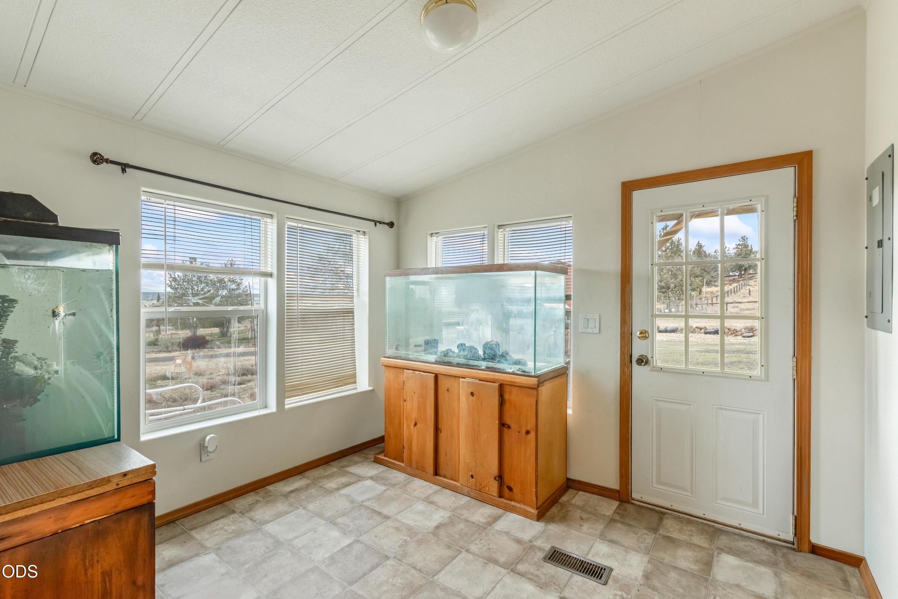 8204 Southwest Sand Ridge Road Terrebonne, OR 97760 - Photo 20 of 36 Gallery Image 20