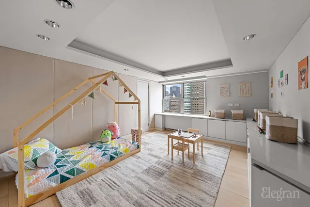 $28,000 | 118 East 60th Street, Unit 33ABH | Lenox Hill