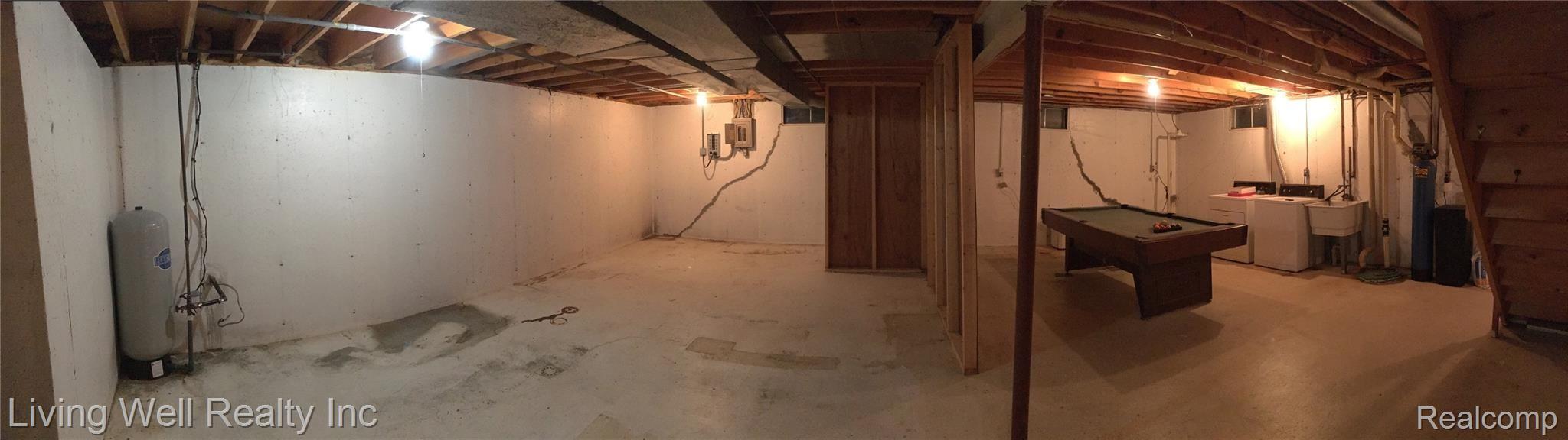 7206 McGuire Road Fenton, MI 48430 - Photo 19 of 25 IMG_8384.jpg