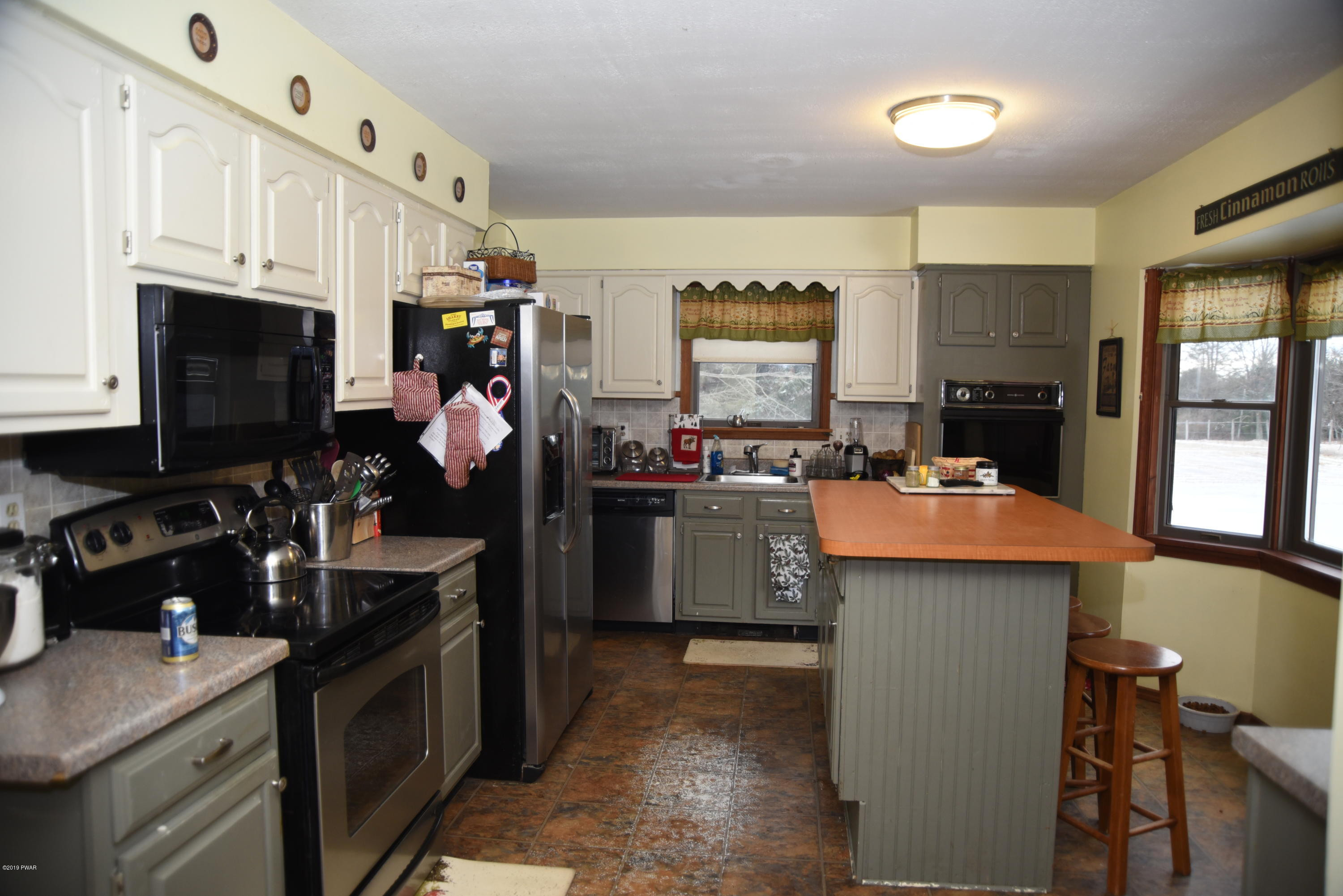 356 Springbrook Road Shohola, PA 18458 - Photo 8 of 53 Kitchen