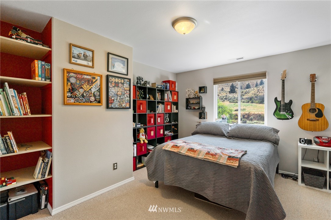 2645 Squilchuck Road Wenatchee, WA 98801 - Photo 22 of 40