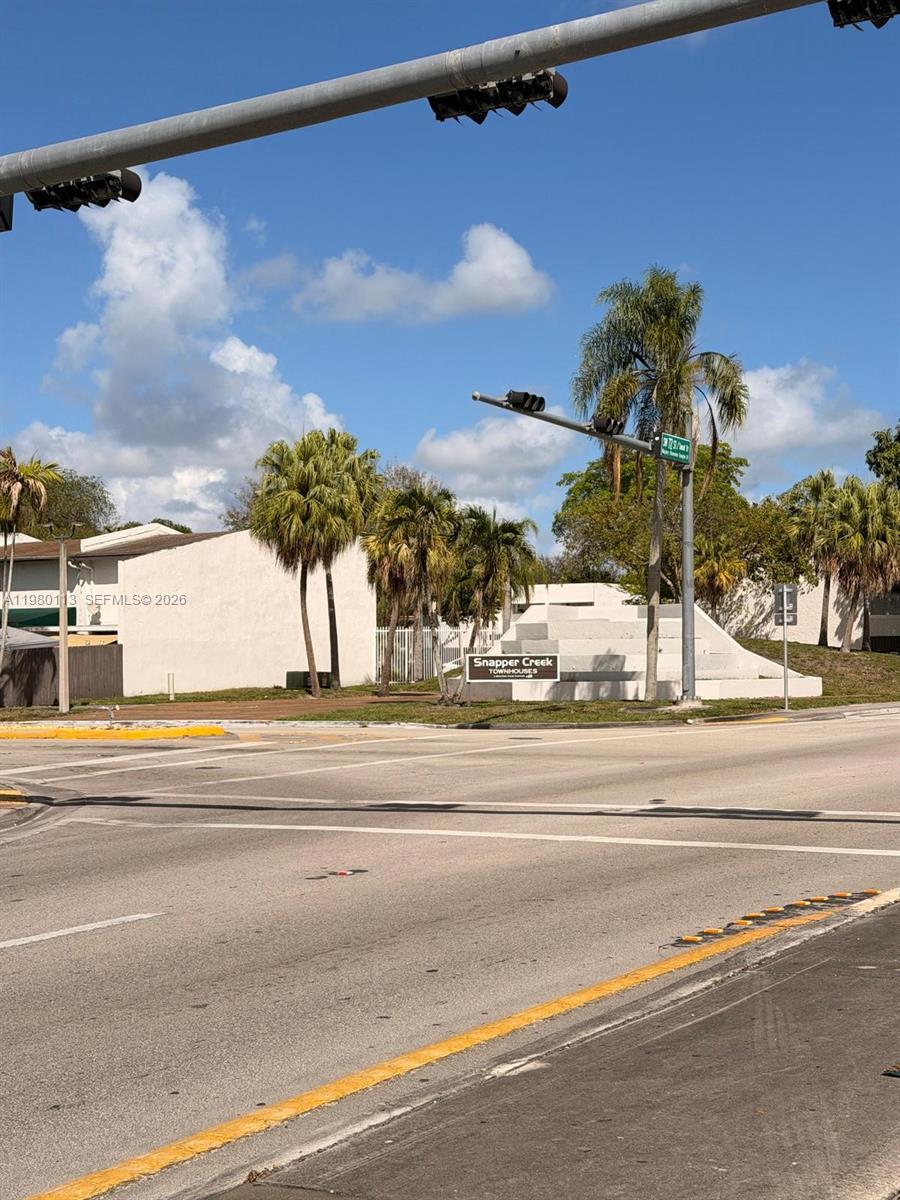 7101 Southwest 113th Court Miami, FL 33173 - Photo 25 of 30 a view of a building