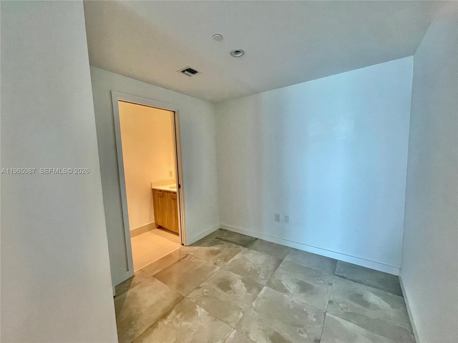 501 Northeast 31st Street, Unit 3007 Miami, FL 33137 - Photo 13 of 14 a view of an empty room