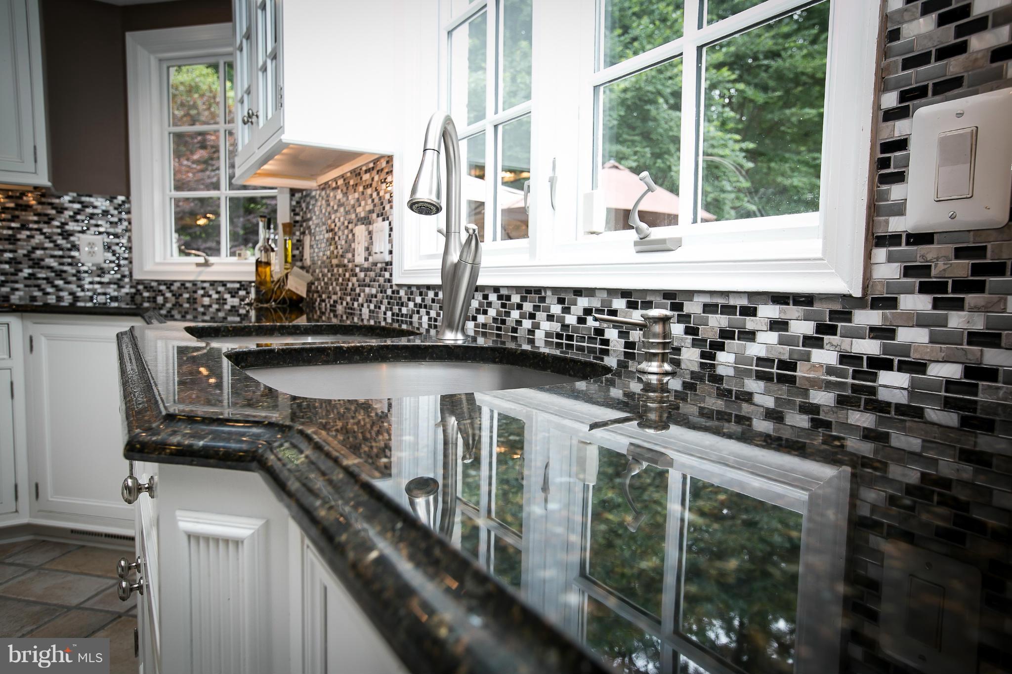6401 Colchester Road Fairfax Station, VA 22039 - Photo 11 of 30 Kitchen
