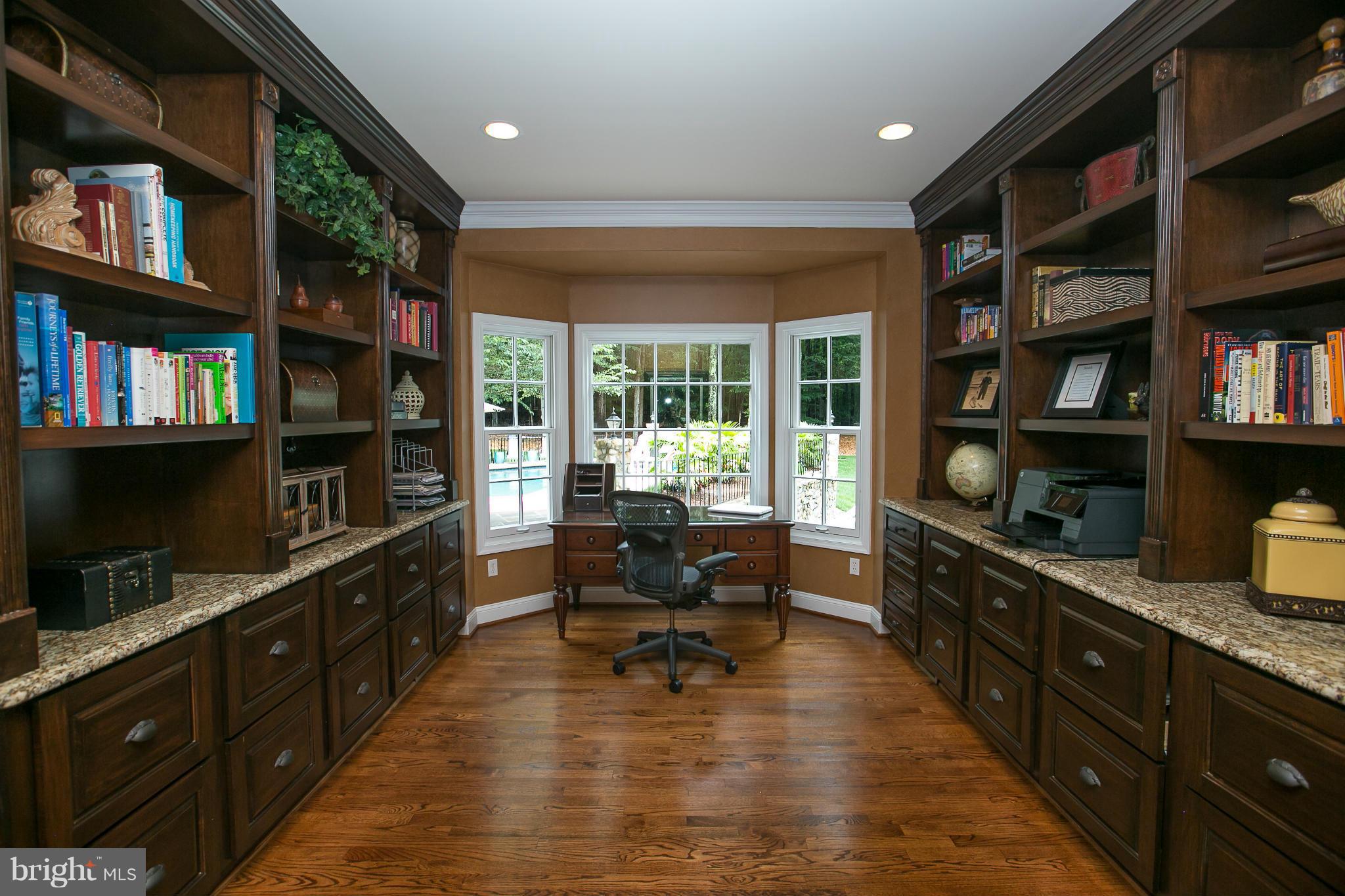 6401 Colchester Road Fairfax Station, VA 22039 - Photo 18 of 30 Interior (General)