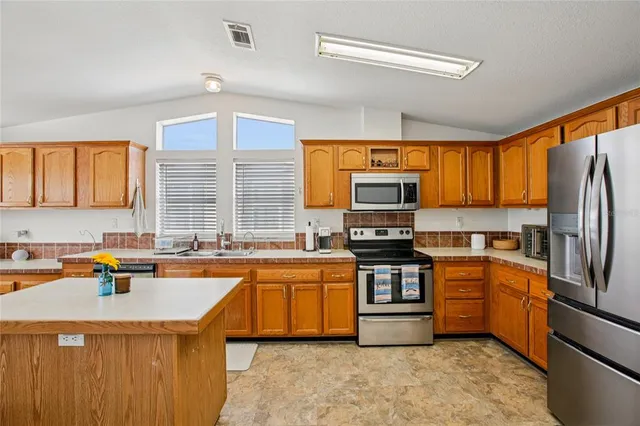 $285,000 | 8420 Fantasia Park Way, Riverview, FL 33578