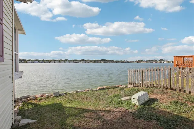 $285,000 | 8420 Fantasia Park Way, Riverview, FL 33578