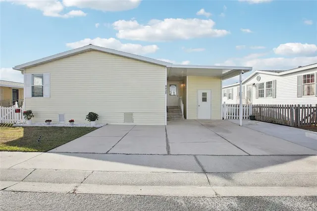 $285,000 | 8420 Fantasia Park Way, Riverview, FL 33578