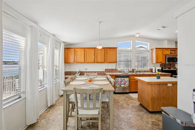 $285,000 | 8420 Fantasia Park Way, Riverview, FL 33578