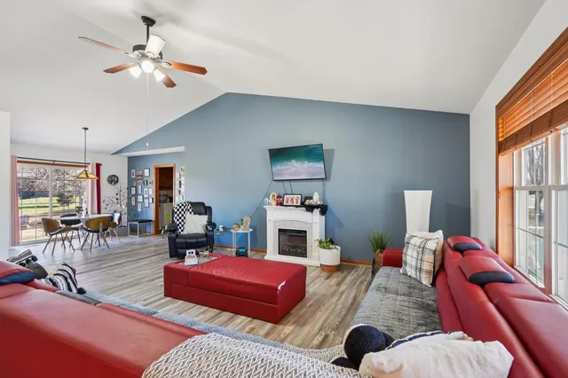 $409,000 | 724 Eastridge Drive, Reedsburg, WI 53959