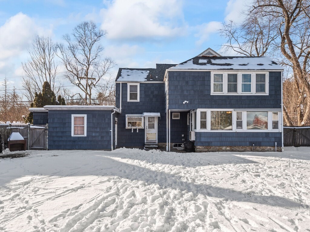 311 Lebanon Hill Road Southbridge, MA 01550 - Photo 5 of 30