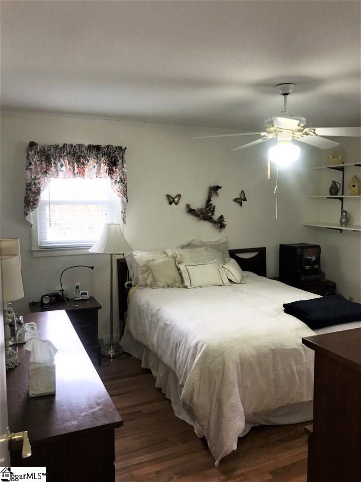 405 Butler Springs Road Greenville, SC 29615 - Photo 8 of 13 Great size Master