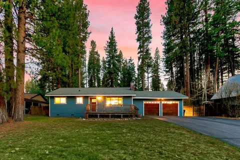 $955,000 | 10895 Jeffery Pine Road, Truckee, CA 96161