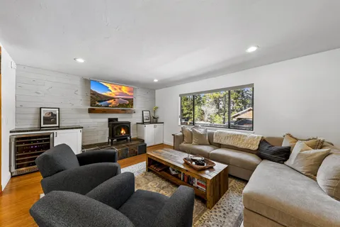 $955,000 | 10895 Jeffery Pine Road, Truckee, CA 96161