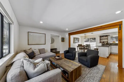 $955,000 | 10895 Jeffery Pine Road, Truckee, CA 96161