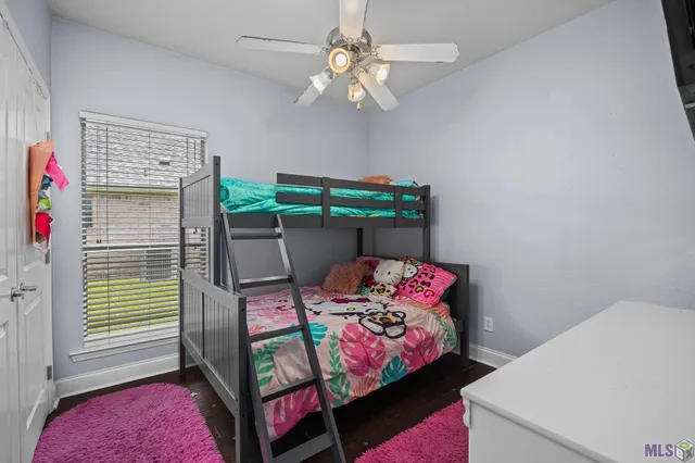 $268,000 | 26101 Glenbrooke Drive, Denham Springs, LA 70726